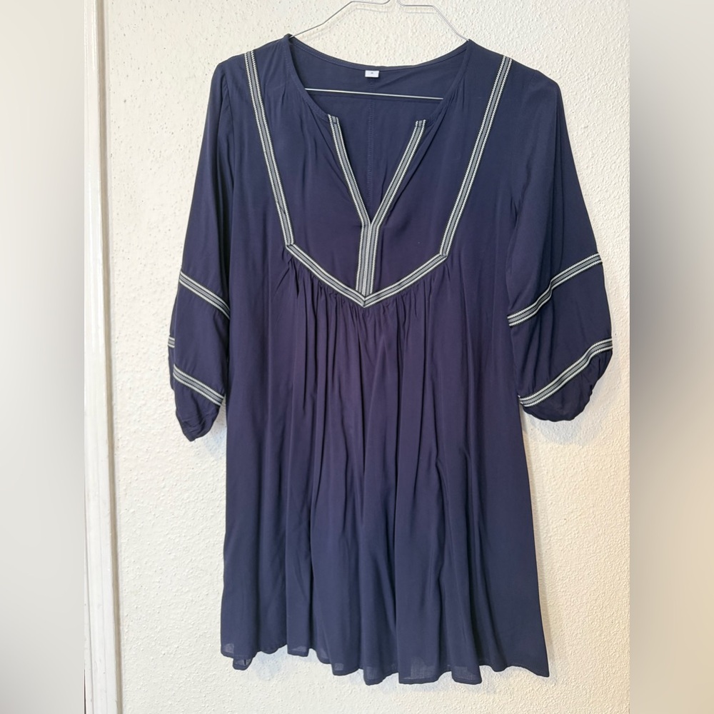 Navy Blue Women's Top Good Condition ⭐️Pre Owned ⭐️ No Name Brand.Size S.